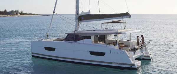 Exemple d'un catamaran à louer