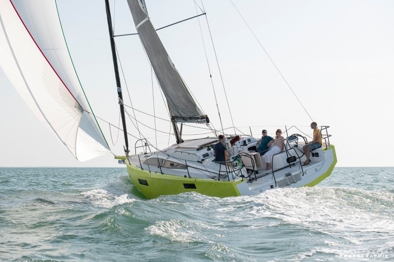 Stage de voile aux Antilles sur monocoque course-croisière